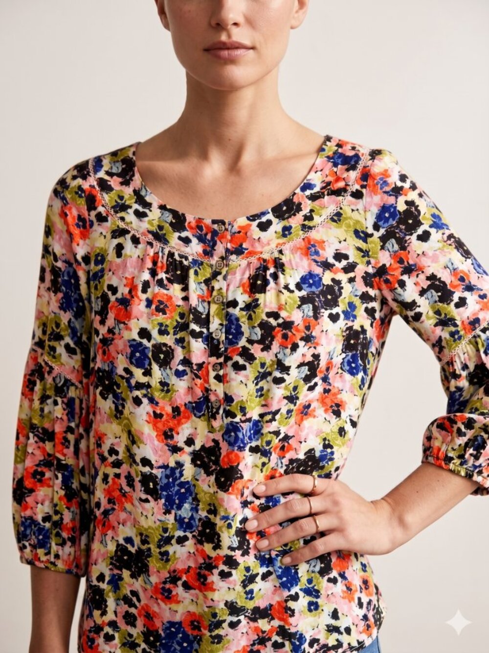 Maeve Anthropologie Floral Rayon Blouse Smocked Back Button Front Size 4